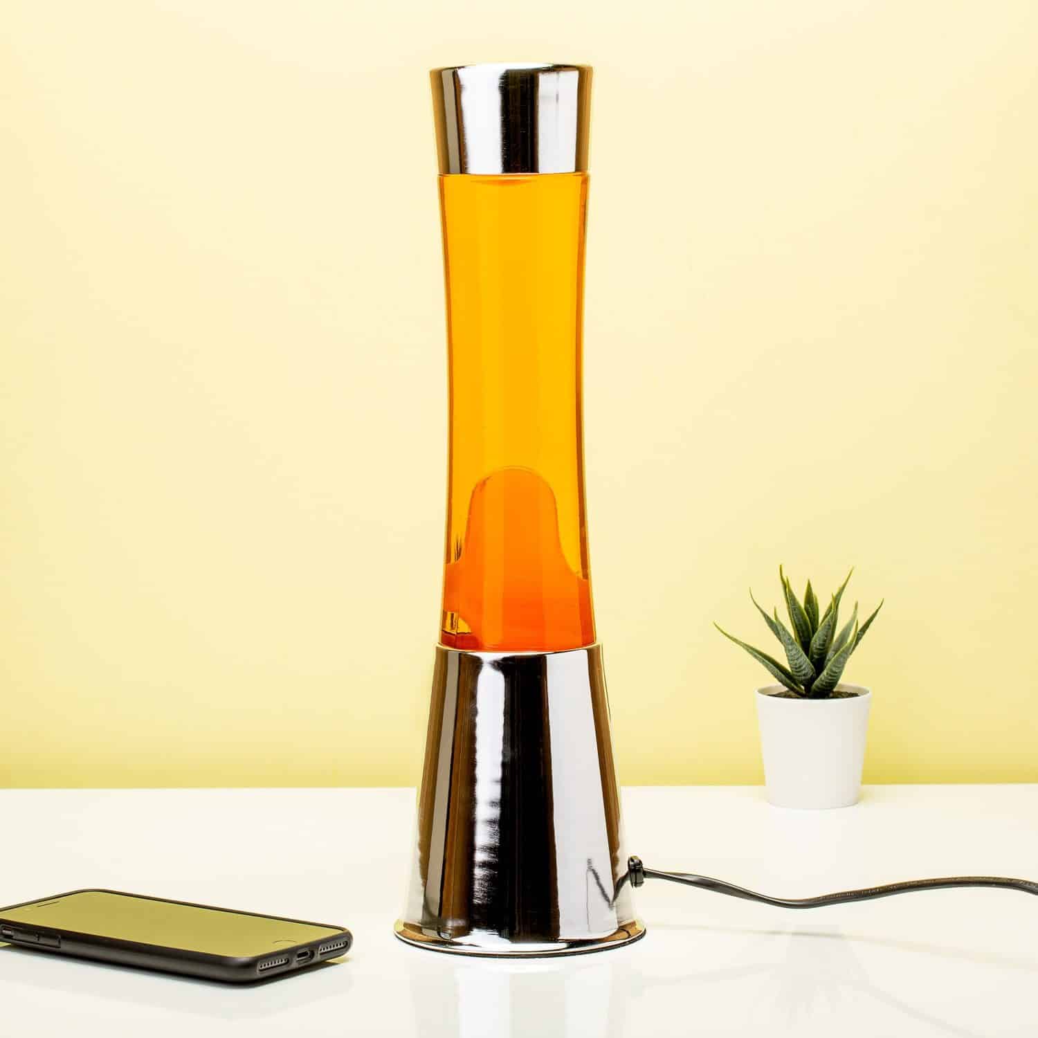 Lavalamp zilver met oranje vloeistof en oranje lava