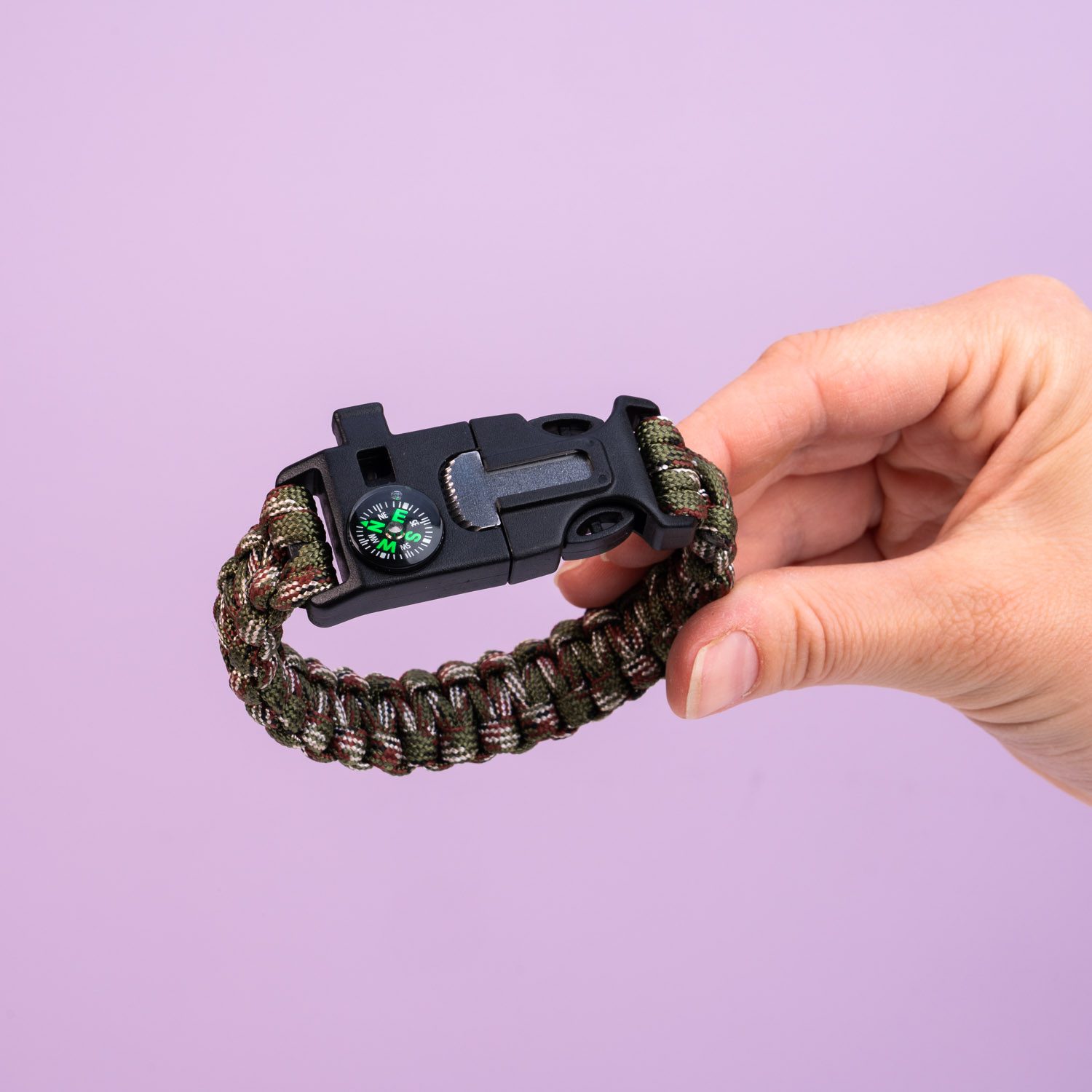 Paracord 5 in 1 survival armband